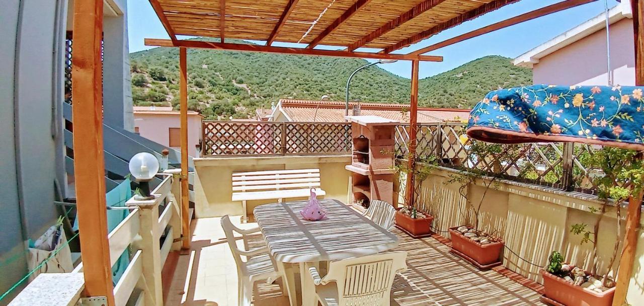 Casa Vacanze Sole E Mare Теулада Екстер'єр фото